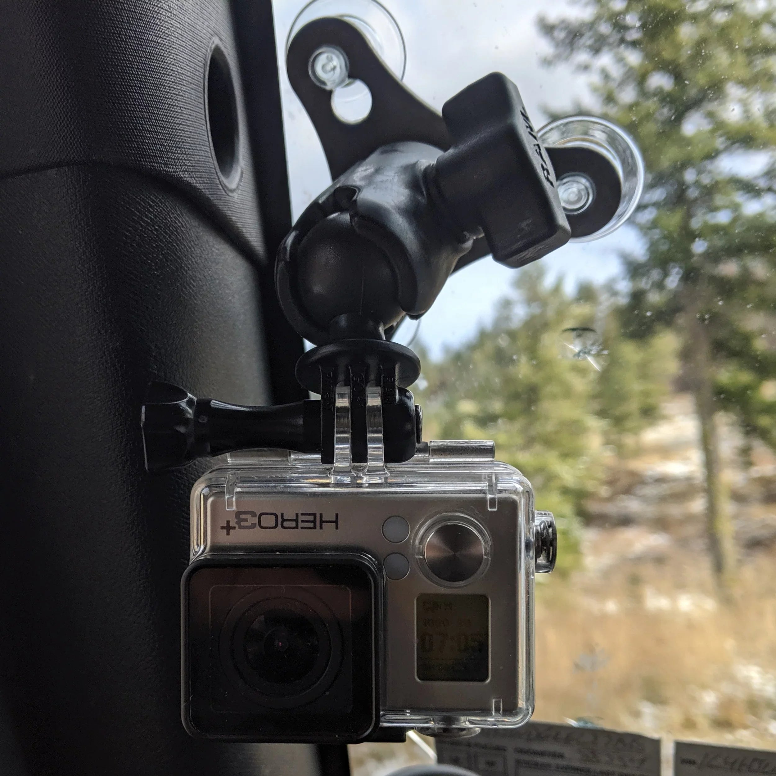 Sizepider Sizewivel GoPro Windshield Mount