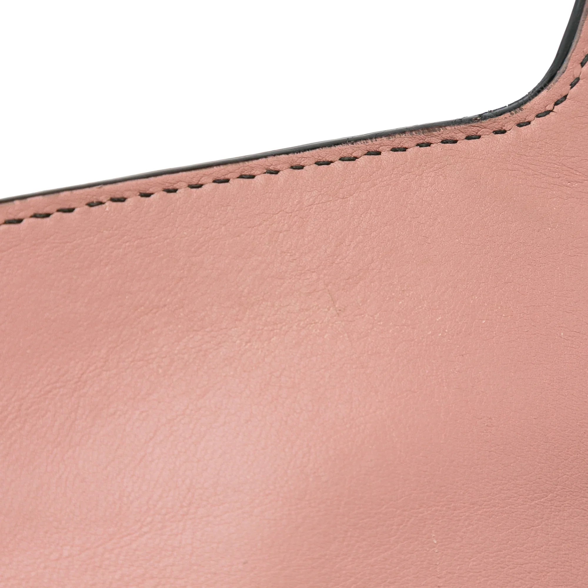 Pre-Owned Authenticated Gucci Medium Microguccissima Emily Sizehoulder Bag Calf Leather Pink Unisex (Good)