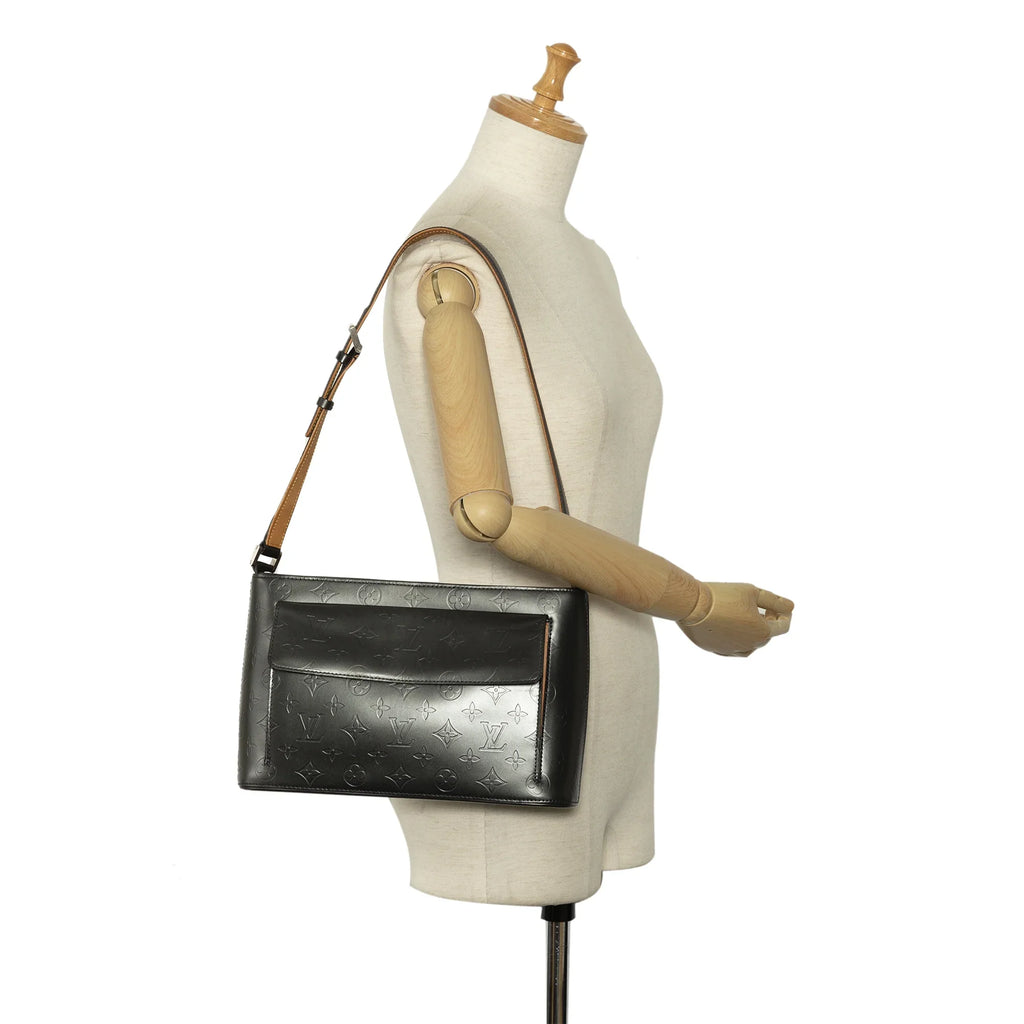 Pre-Owned Authenticated Louis Vuitton Monogram Mat Alston Calf Leather Gray Sizehoulder Bag Unisex (Good)