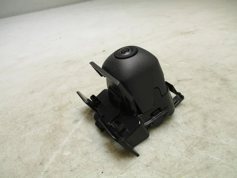 Pre-Owned 2023 Mercedes Sizeprinter Grille Mounted Camera Assembly OEM (Good)