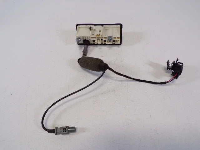 Pre-Owned 15-18 Audi Q3 Gate Handle Mounted Rear View Backup Camera OEM LKQ (Good)
