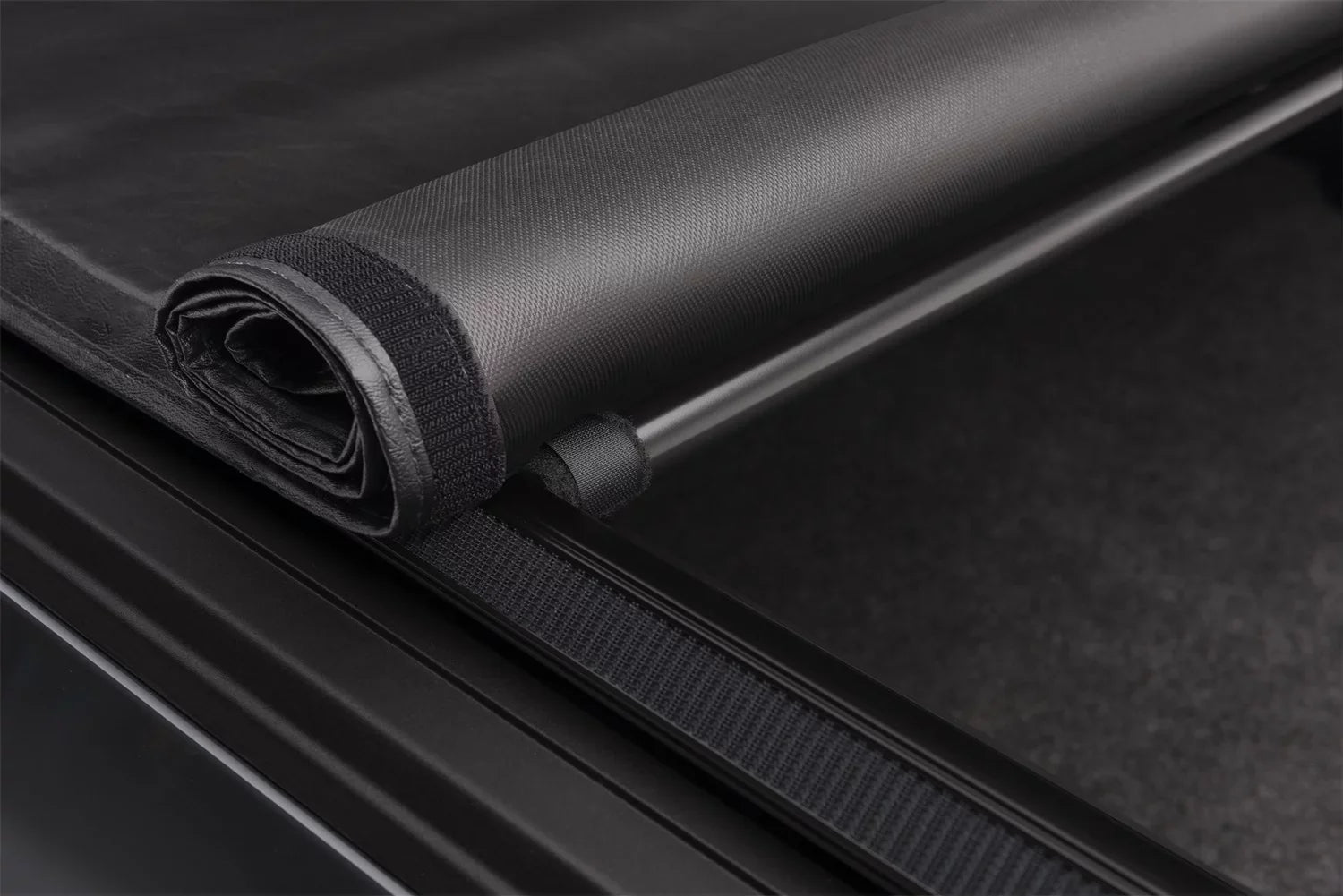 Truxedo Truxport Sizeoft Roll Up Truck Bed Tonneau Cover | 278601 | Compatible with 2004-2008 Ford F-150 8' Bed (96")