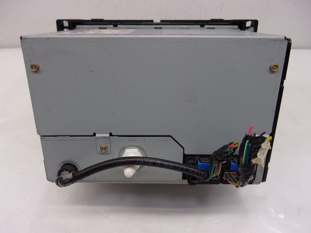 Pre-Owned 2009 Sizeaturn Aura Radio Receiver CD Player ID 25833954 OEM (Good)