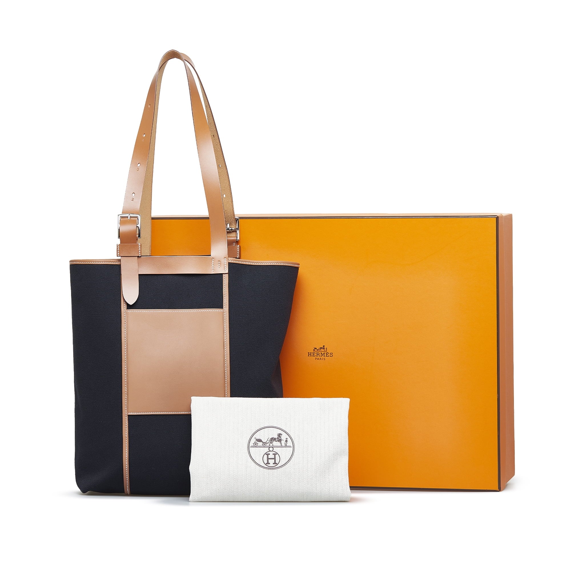 Pre-Owned Authenticated Hermès Toile Goeland Etriviere Pocket 27 Canvas Fabric Black Tote Bag Unisex (Good)
