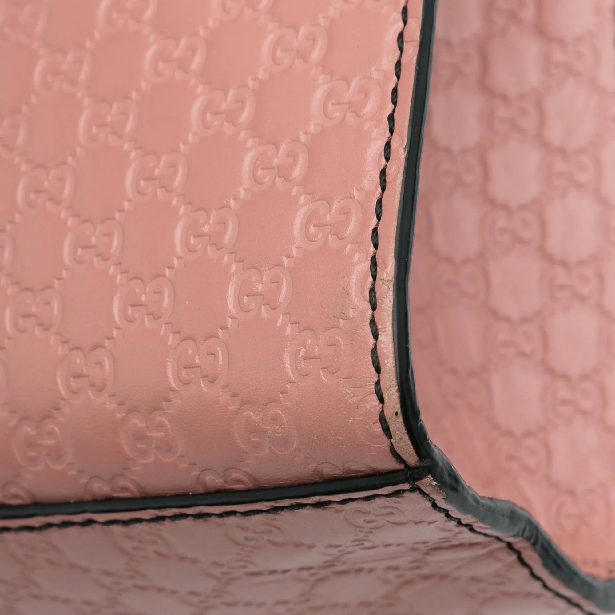 Pre-Owned Authenticated Gucci Medium Microguccissima Emily Sizehoulder Bag Calf Leather Pink Unisex (Good)