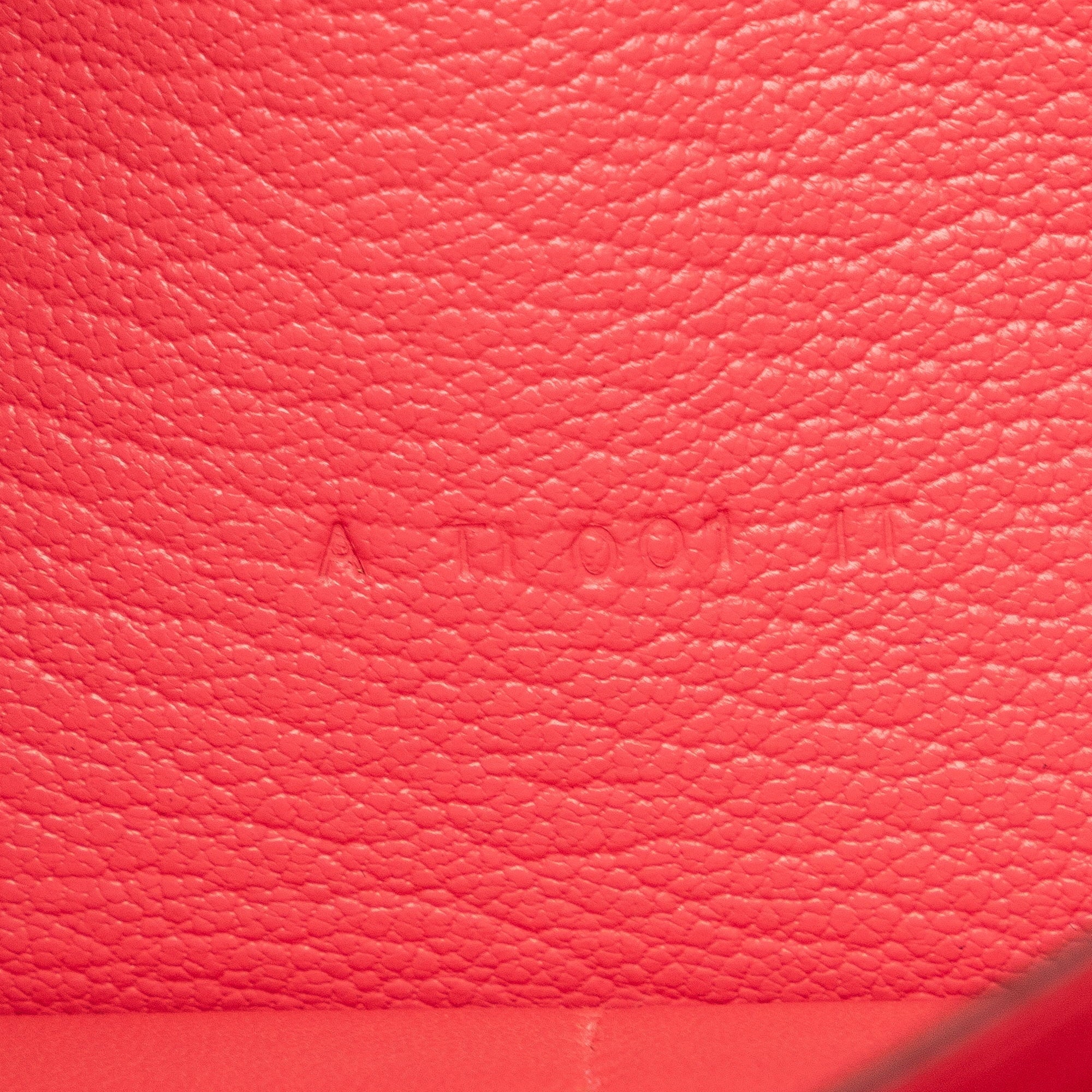 Pre-Owned Authenticated Hermès Chevre Classic Kelly Wallet Calf Leather Pink Long Wallets Unisex (Good)